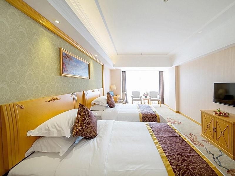 Vienna Hotel Guilin Wanfu Square Εξωτερικό φωτογραφία